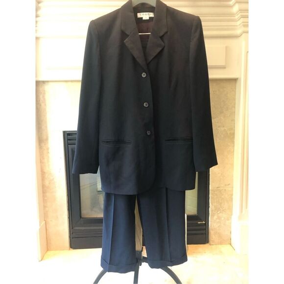 Chaus Women’s Black Elegant 2 Piece Suit Blazer and Pants Size Petite 14 - Picture 1 of 13
